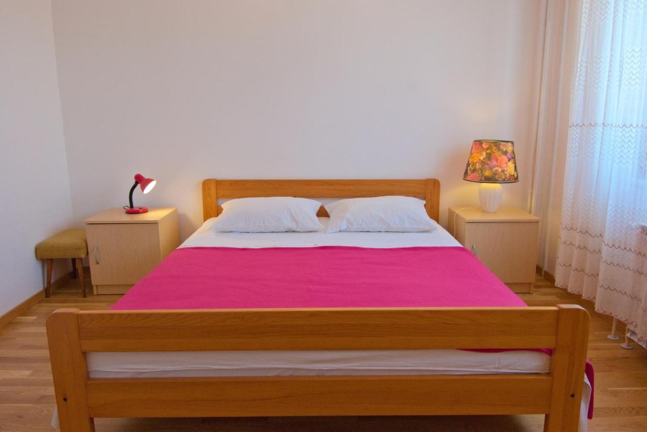 Apartments Vili Umag Buitenkant foto